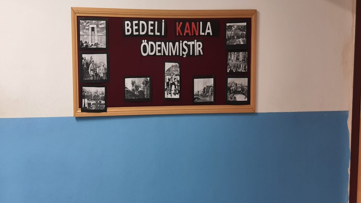 Çanakkale Zaferimizin 110. yılı kutlu olsun.